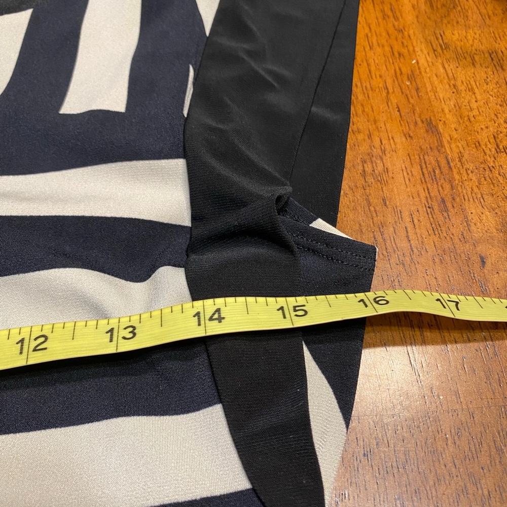 Bisou Bisou Black & Tan Geometric sheath Dress  size small Woven belt. - Picture 11 of 14